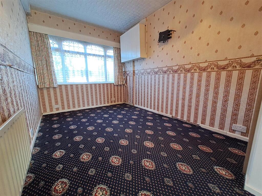 Additional property image - Garretts Green Lane, Sheldon, Birmingham