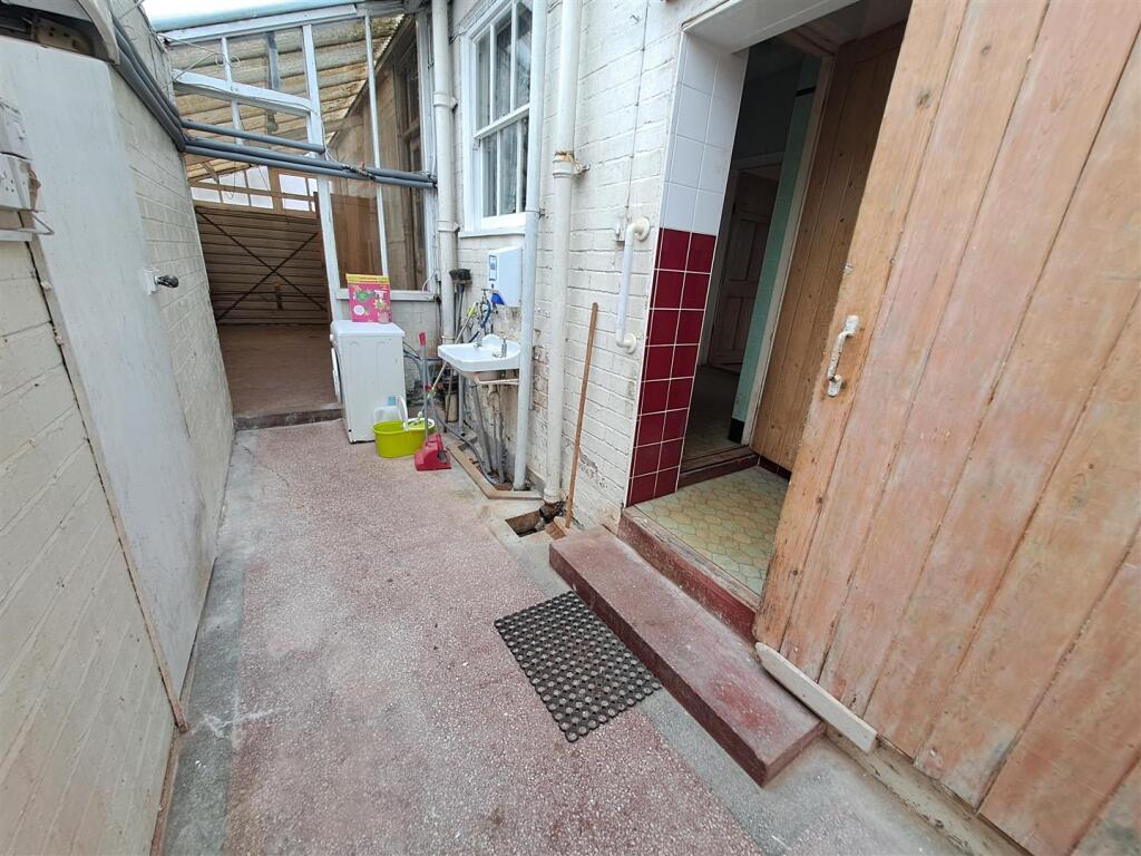 Additional property image - Manor House Lane, Yardley, Birmingham