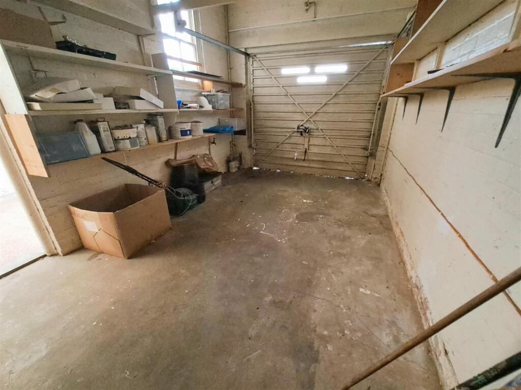 Additional property image - Manor House Lane, Yardley, Birmingham
