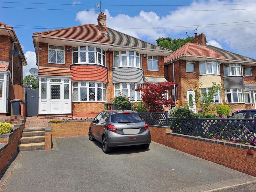 Main image of property: Wagon Lane, Solihull