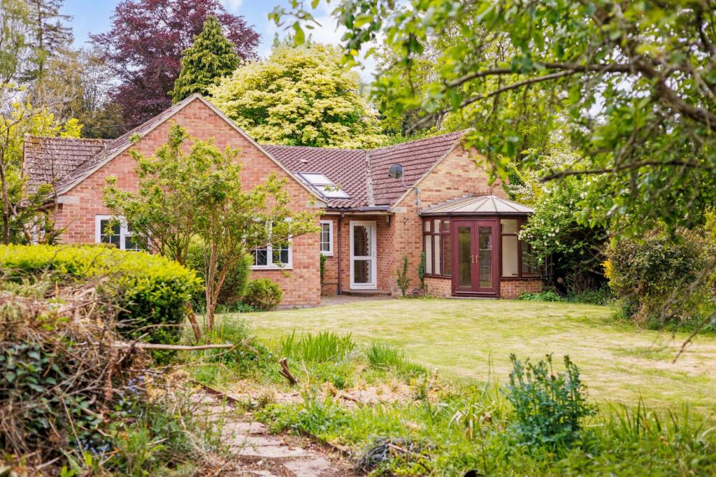 Main image of property: Appleton Road, Cumnor, Oxford, Oxfordshire