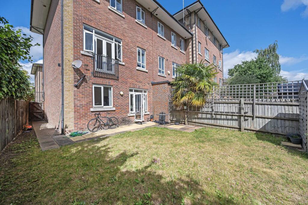Main image of property: Holly Street, Haggerston, London, E8