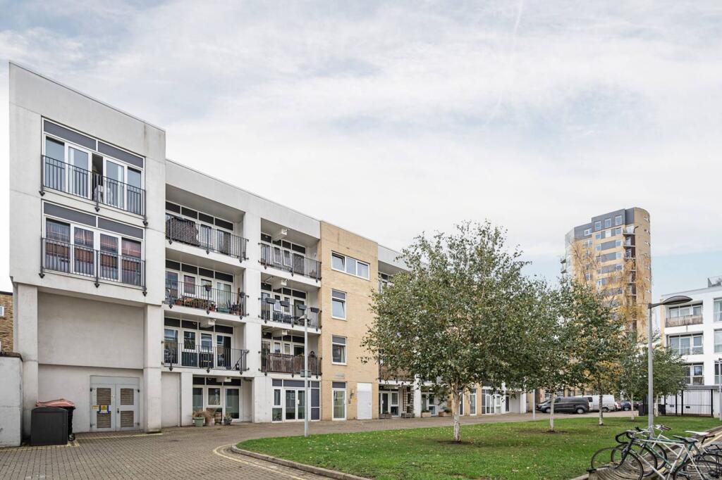 Main image of property: Richmond Road, Hackney, London, E8