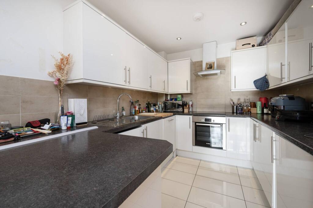 Main image of property: Hackney Central, Hackney, London, E9