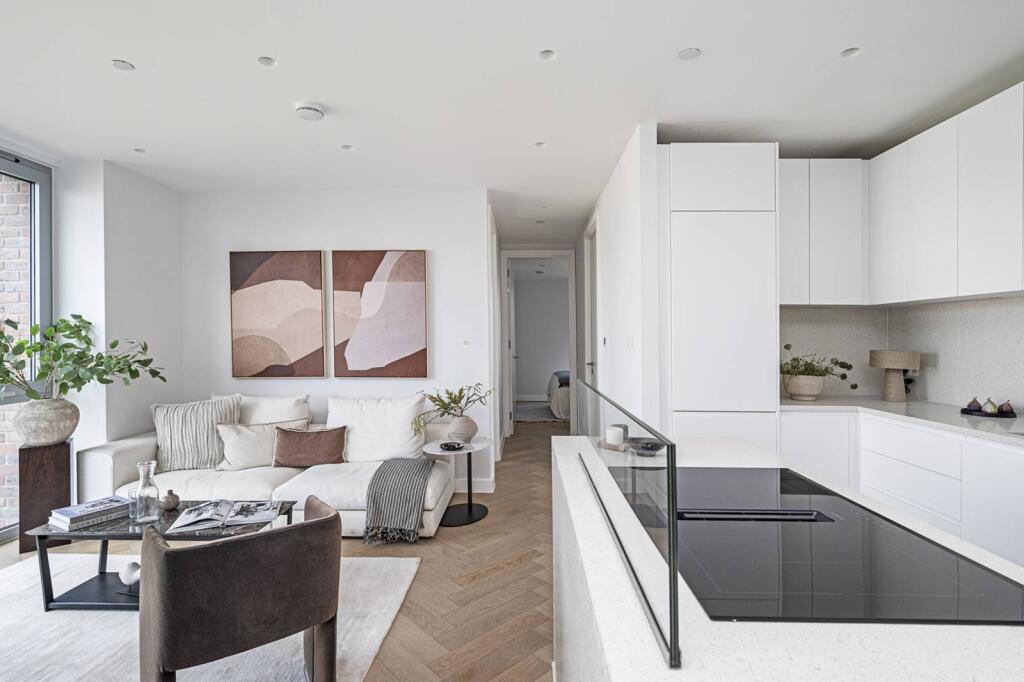 Main image of property: Maple Path, Hackney, London, E5