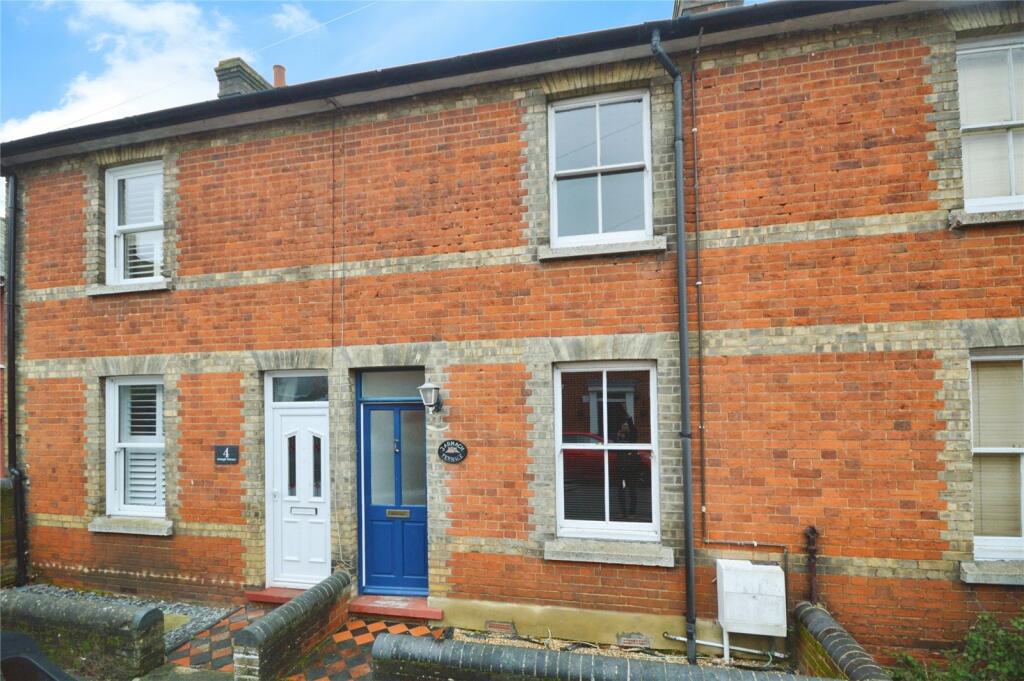 2 bedroom terraced house for sale in Beckford Road, Mistley, Manningtree, Essex, CO11