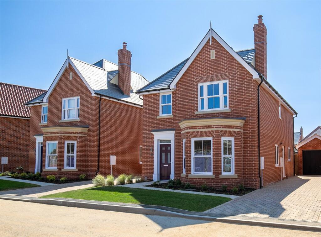 4 bedroom detached house for sale in Plot 173 Lawford Green, The Avenue