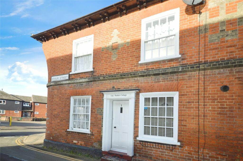 2 bedroom terraced house for sale in Stour Street, Manningtree, Essex, CO11