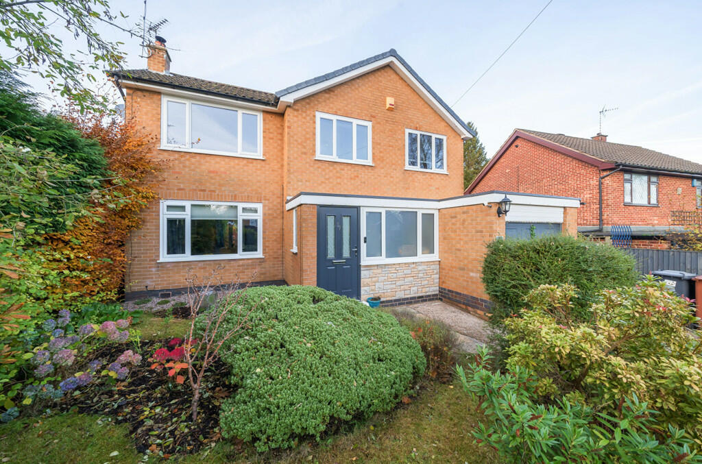 3 bedroom detached house for sale in Swinton Rise, Ravenshead