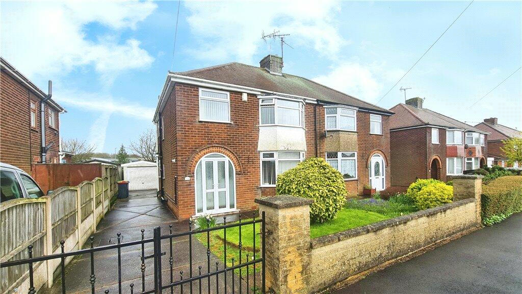 3 bedroom semidetached house for sale in Cherry Avenue, Kirkbyin