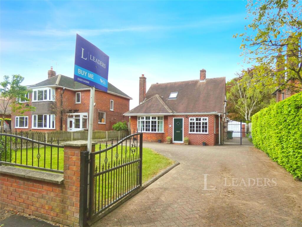Main image of property: Oak Tree Lane, Mansfield, Nottinghamshire