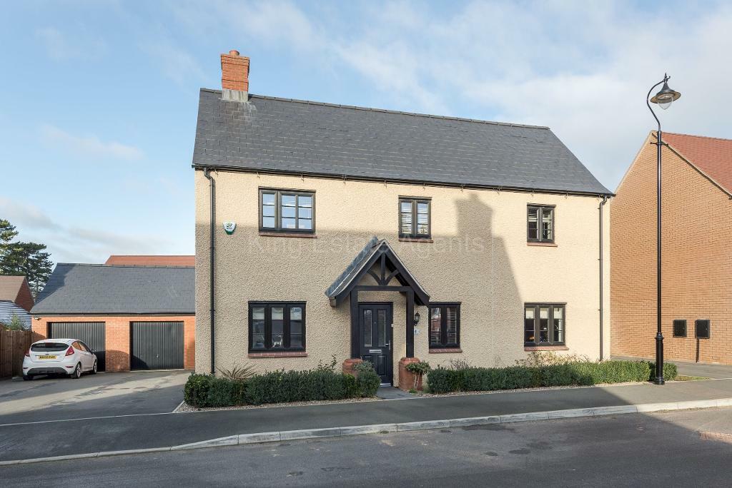 4 bedroom detached house for sale in Cartmel Close, Towcester