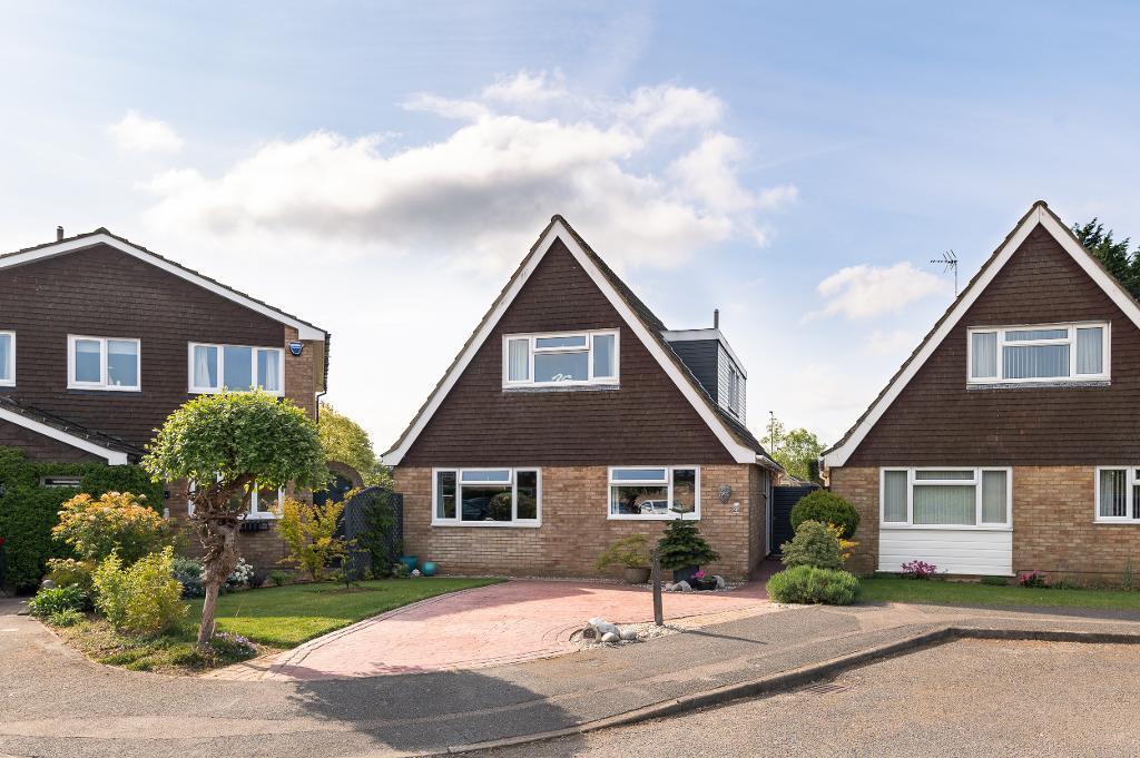 Main image of property: Prestwick Close, Bletchley, Milton Keynes, Buckinghamshire, MK3 7RQ