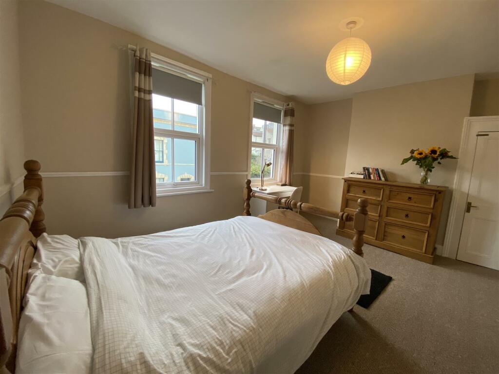 Additional property image - Stevens Crescent, Bristol