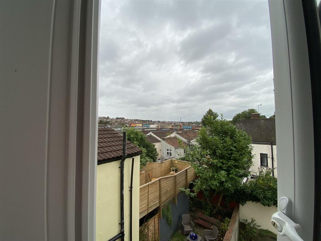 Additional property image - Stevens Crescent, Bristol