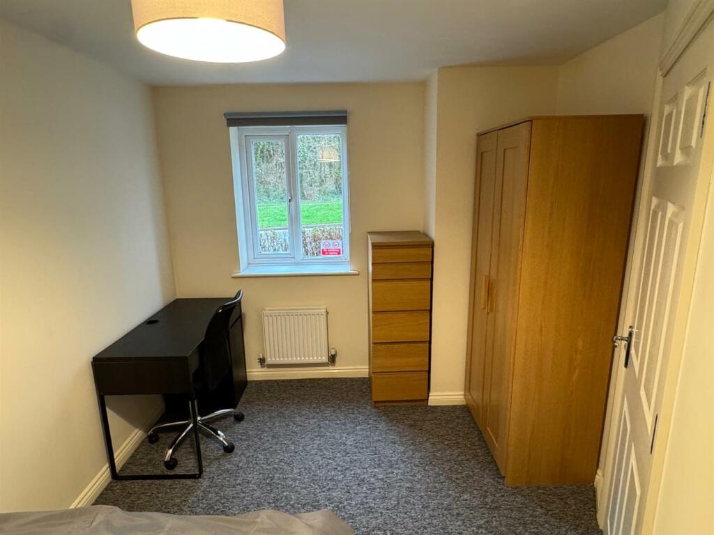 Additional property image - Long Down Avenue, Bristol