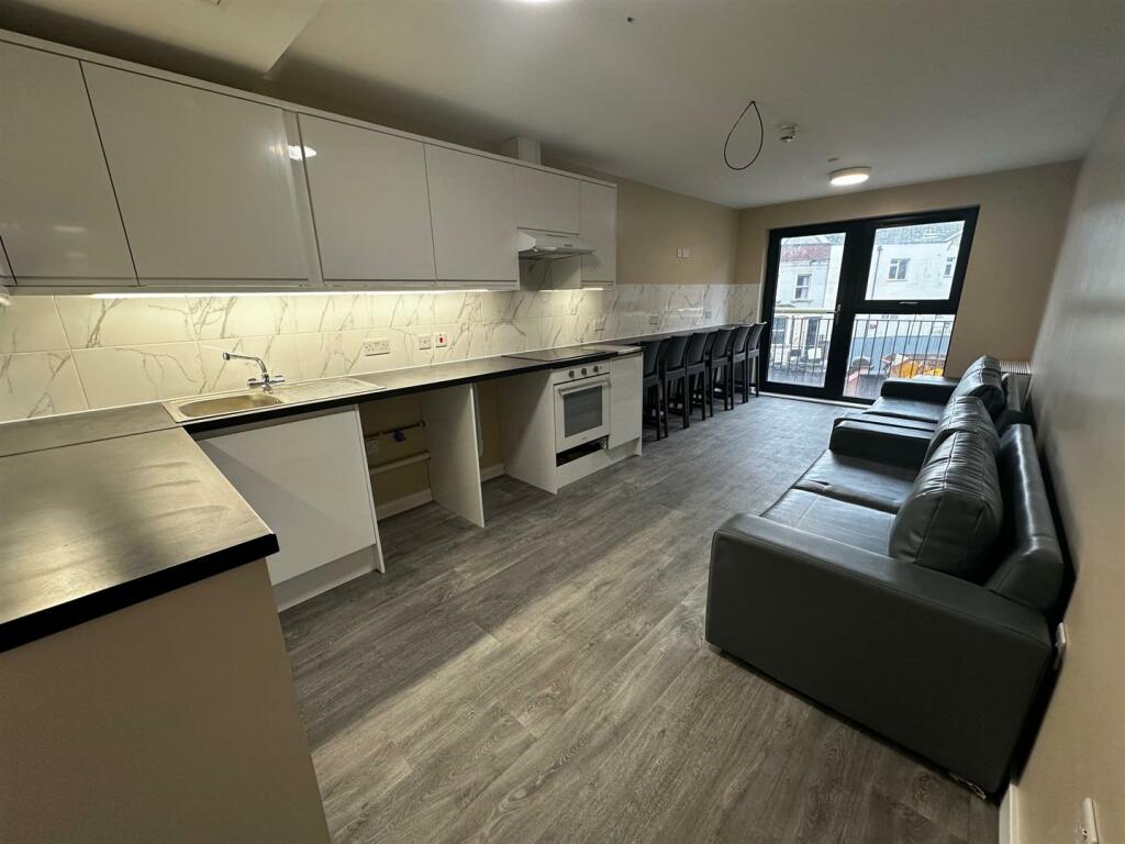 Additional property image - Stokes Croft, Bristol