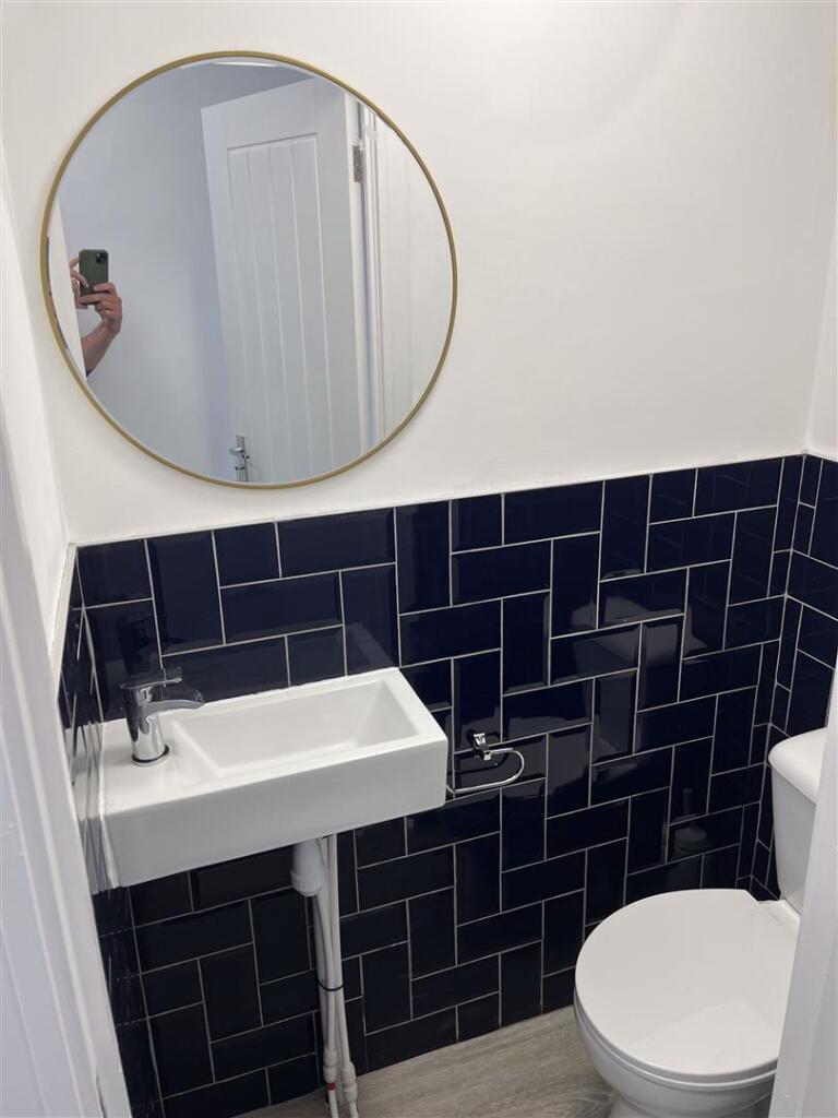 Additional property image - Ravenswood Road, Bristol