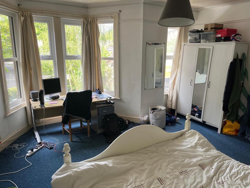Additional property image - Oxford Street, Kingsdown