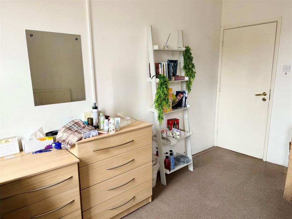 Additional property image - Cumberland Street, Bristol