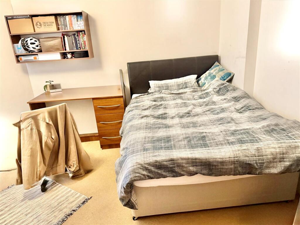 Additional property image - Cumberland Street, Bristol