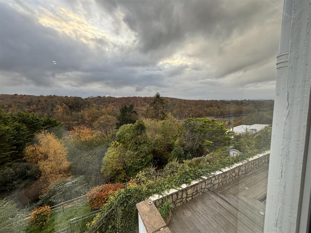 Main image of property: Knoll Hill, Bristol