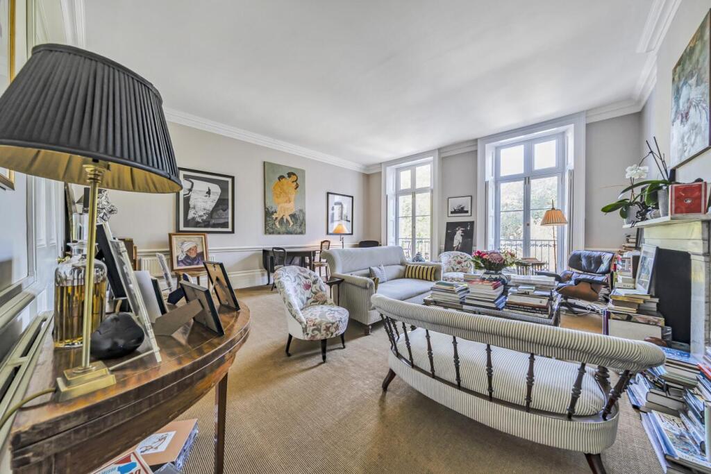 Main image of property: Royal Crescent, Holland Park, London, W11