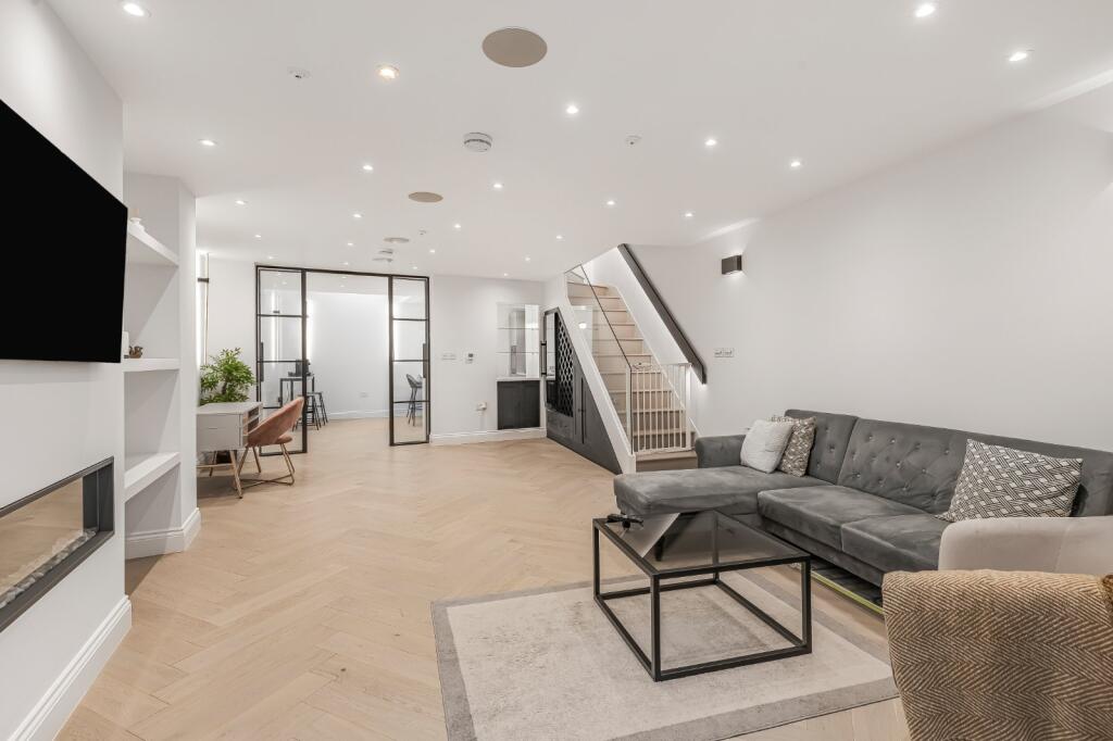 Main image of property: Princedale Road, Holland Park, London, W11