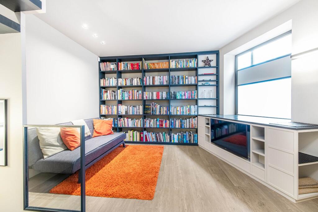 Main image of property: Pottery Lane, London, W11