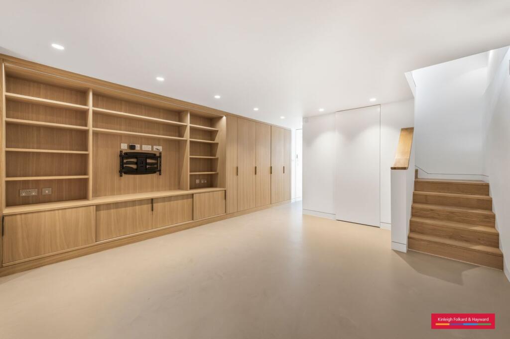 Main image of property: Lonsdale Road, London, W11