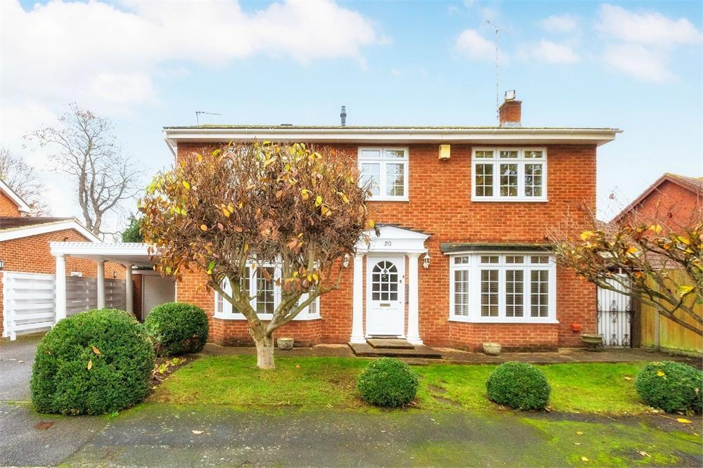 4 bedroom detached house for sale in Harwood Gardens, Old Windsor