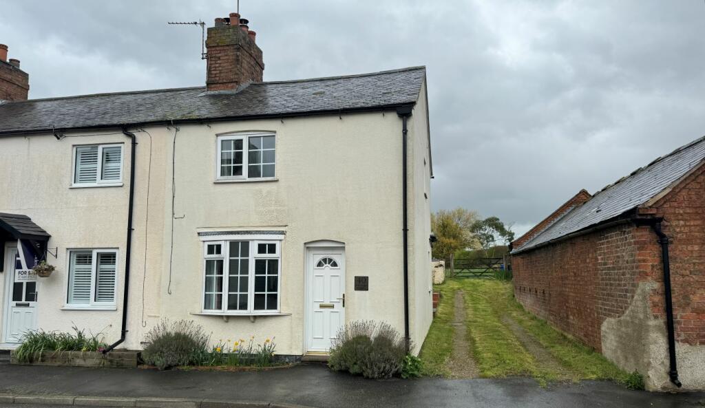 2 bedroom end of terrace house for sale in 40 Main Street, Kilby