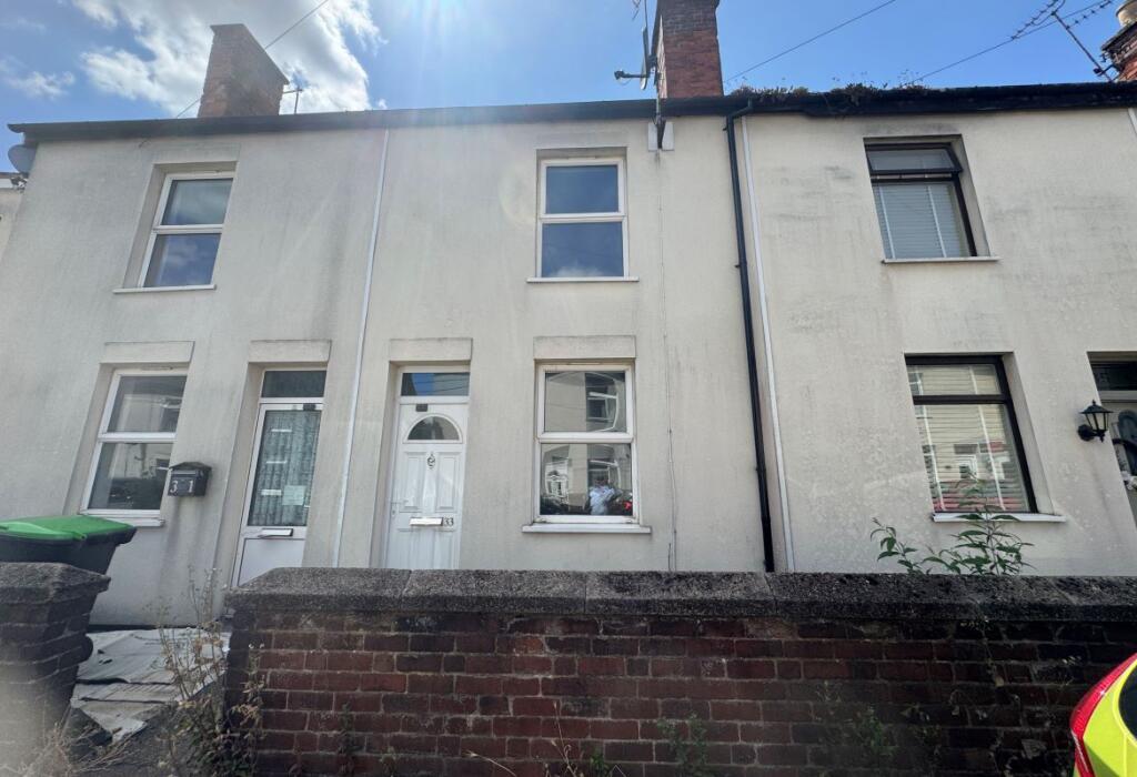 Main image of property: 33 Newcastle Street, Huthwaite, Sutton-in-Ashfield, Nottingham, NG17 2LT
