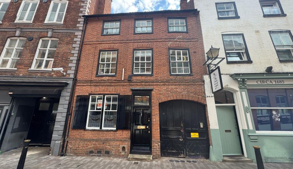 Main image of property: 8 Guildhall Lane, Leicester, LE1 5FQ