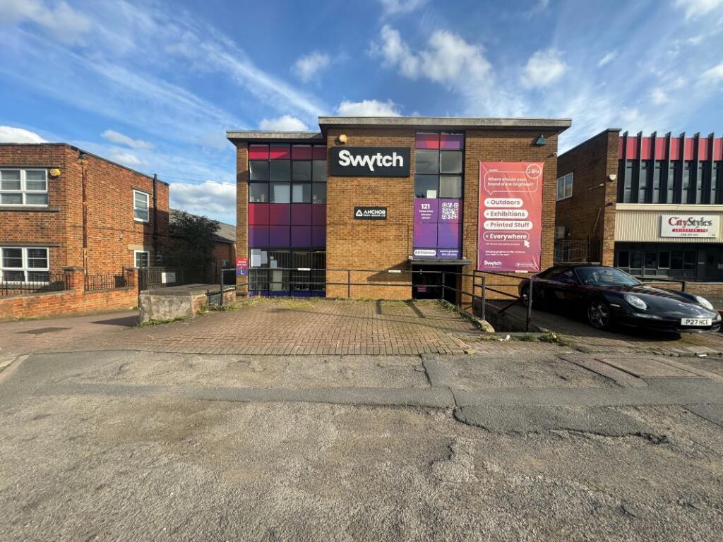 Main image of property: 121 Parker Drive, Leicester, LE4 0JP