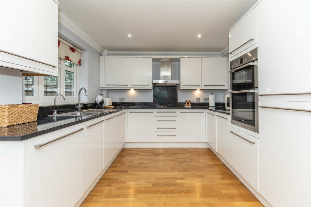 Additional property image - St. Lawrence Mews, Worthing