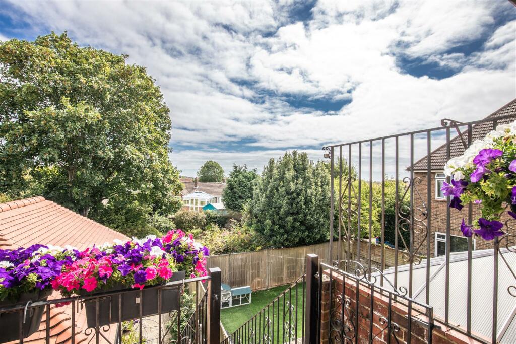 Additional property image - Cissbury Road, Worthing