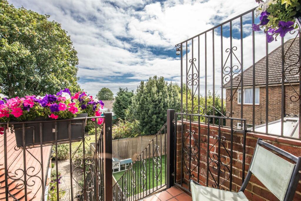 Additional property image - Cissbury Road, Worthing