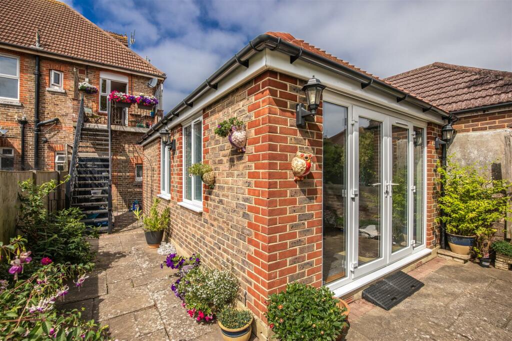 Additional property image - Cissbury Road, Worthing