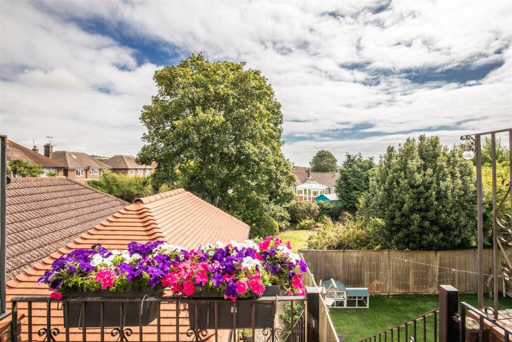 Additional property image - Cissbury Road, Worthing