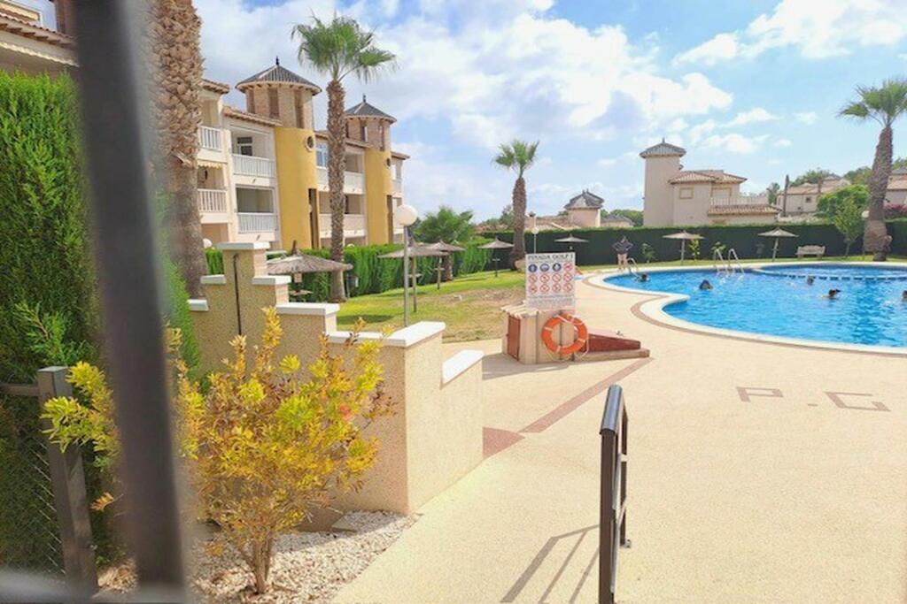 Main image of property: Valencia, Alicante, Villamartin