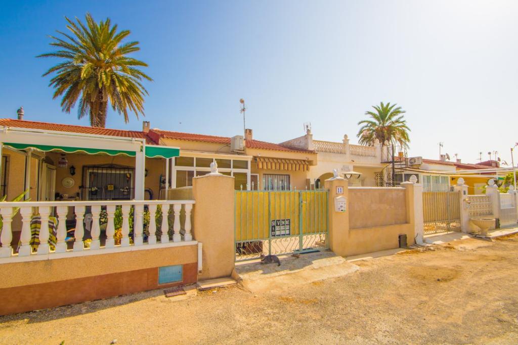 3 bedroom town house for sale in Valencia, Alicante, Torrevieja, Spain