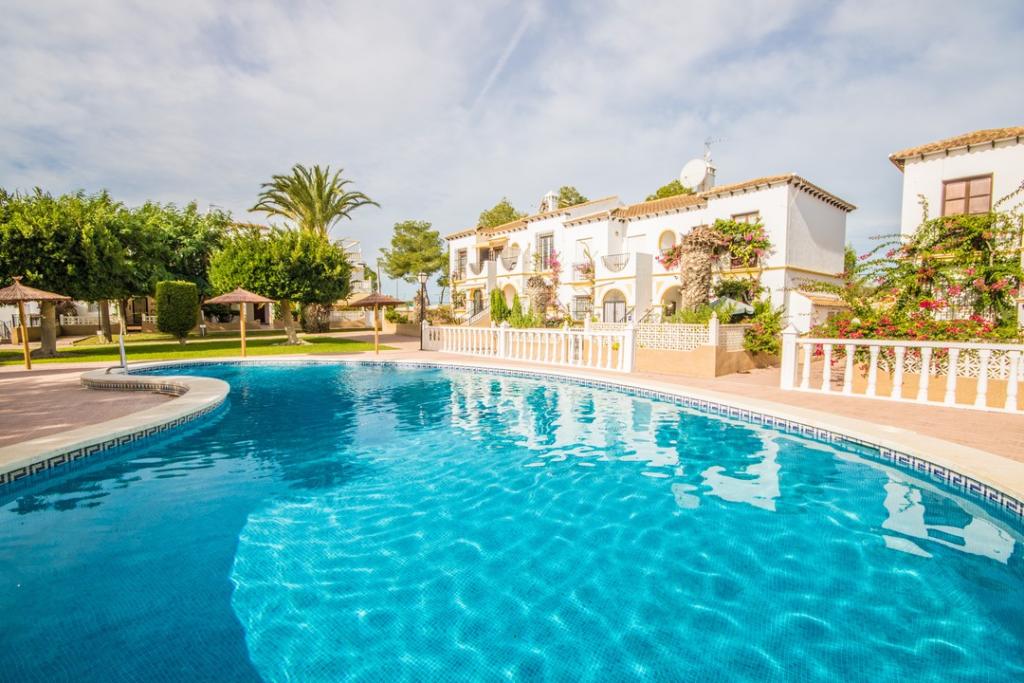 3 bedroom villa for sale in Valencia, Alicante, Villamartin, Spain