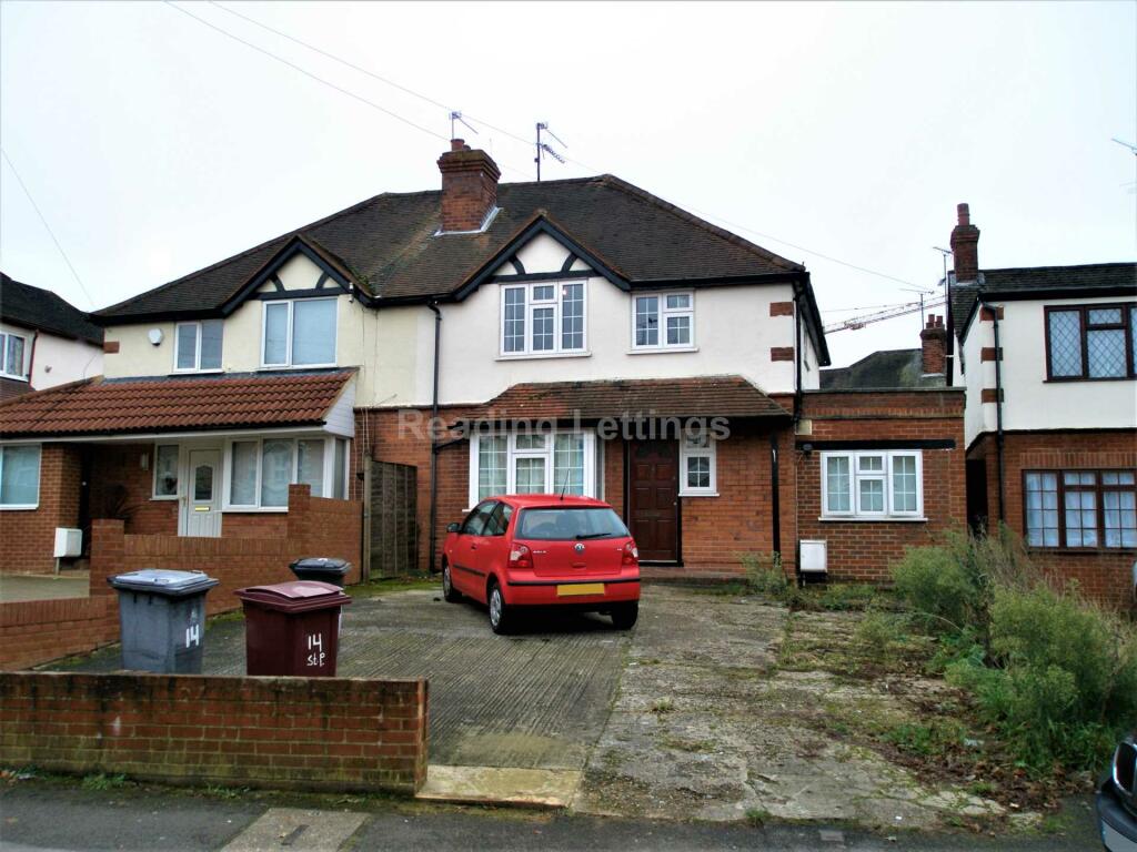4 bedroom semidetached house for rent in St. Peters Road, Reading, RG6