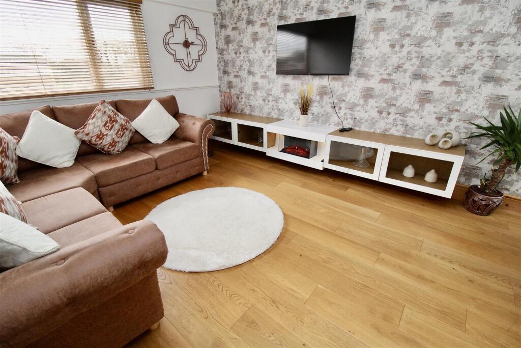 Additional property image - Plane Grove,, Chelmsley Wood,, Solihull