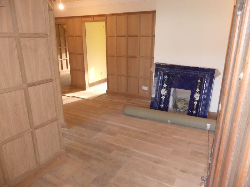 4 bedroom detached bungalow for sale in 15 Lake Side, Littleborough, OL15