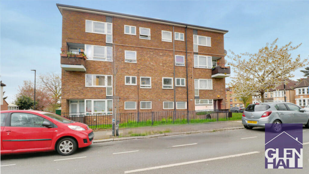 Main image of property: Bowes Road N11