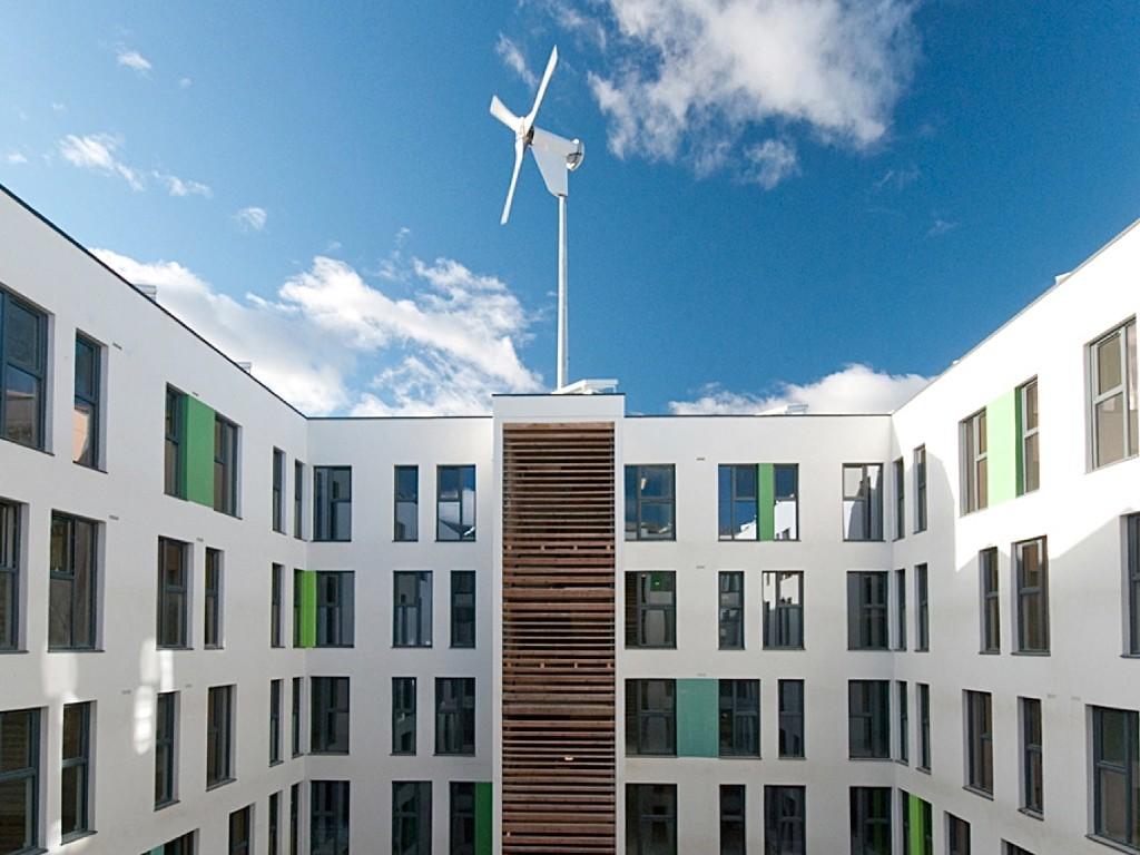 Main image of property: Greenhouse, Leeds, LS11 6AE