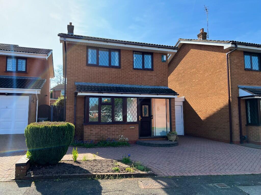 3 bedroom link detached house for sale in St. Peters Close, Hall Green