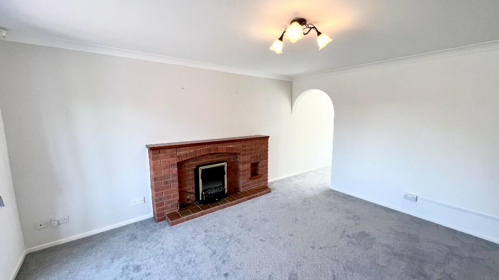 3 bedroom detached house for sale in St. Peters Close, Hall Green